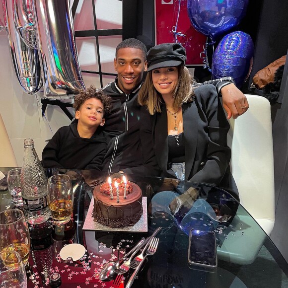 Mélanie Da Cruz avec Anthony Martial et leur fils Swan