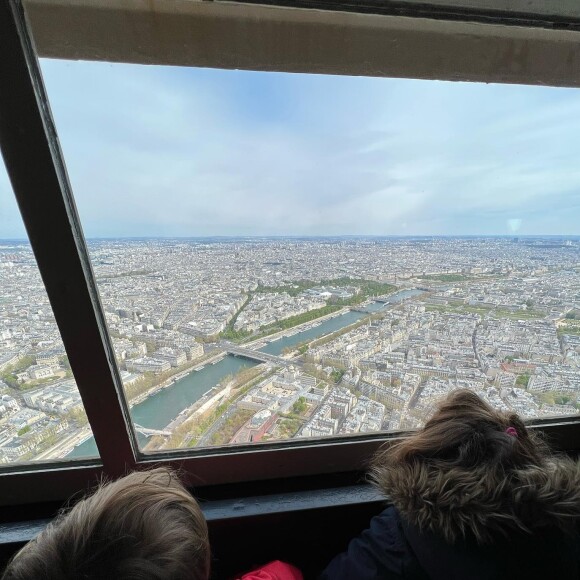 Amelie Mauresmo a visité Paris avec ses deux enfants, Aaron et Ayla. @ Instagram / Amélie Mauresmo