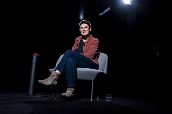 Exclusif - Hugo Travers (HugoDécrypte) reçoit Nathalie Arthaud, candidate à l'élection présidentielle 2022, chez Mediawan à Paris, émission qui sera diffusée le 24 mars 2022. Le 15 février 2022.