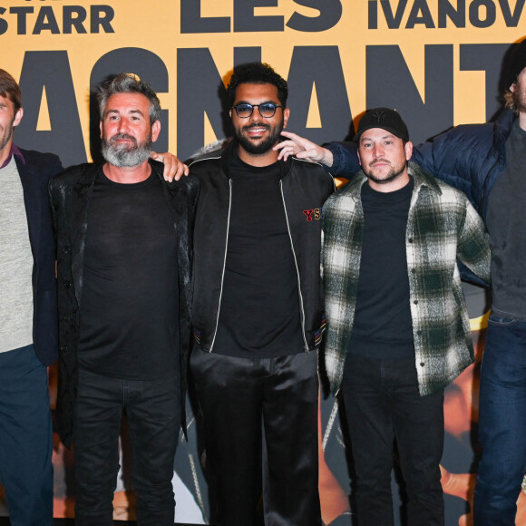 Samuel Debure, Laurent Junca, Azedine Ben, Yvan Naubron et David Vigroux - Avant-première du film "Les Gagnants" au Grand Rex à Paris le 11 avril 2022. © Coadic Guirec/Bestimage 
