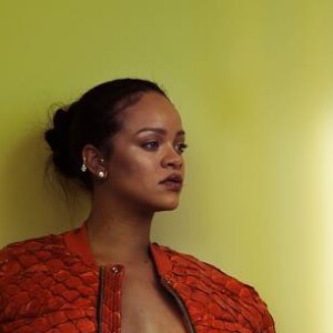 Rihanna absolument sublime dans Vogue, alors que son baby-bum grossit de jour en jour @ Instagram / Rihanna / Annie Leibovitz