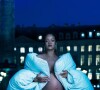Rihanna absolument sublime dans Vogue, alors que son baby-bum grossit de jour en jour @ Instagram / Rihanna / Annie Leibovitz