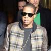 Jay-Z sort de l'hôtel Meurice à Paris