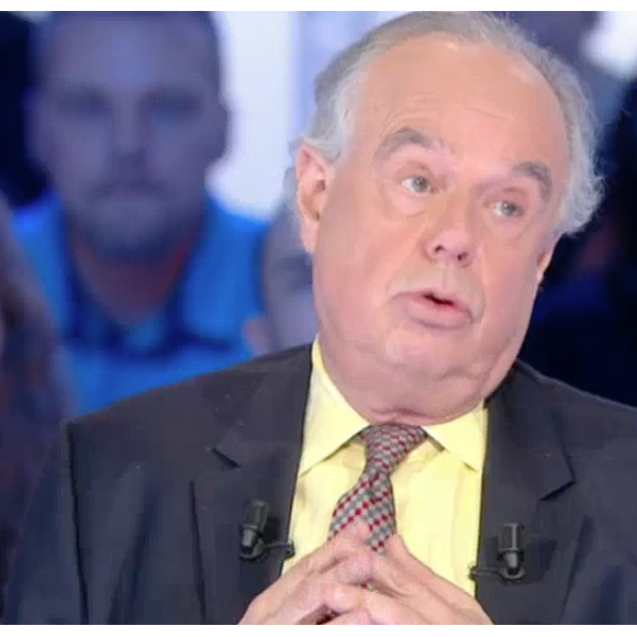 Frédéric Mitterrand très ému en parlant du suicide de Dalida. Emission "Salut les Terriens !" sur C8, le 10 décembre 2016.