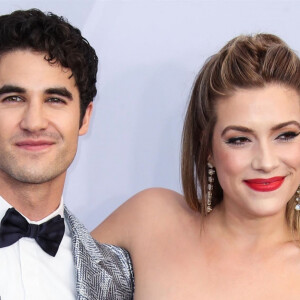 Darren Criss et sa fiancée Mia Swier - Photocall - 25ème cérémonie annuelle des Screen Actors Guild Awards au Shrine Audritorium à Los Angeles, le 27 janvier 2019.