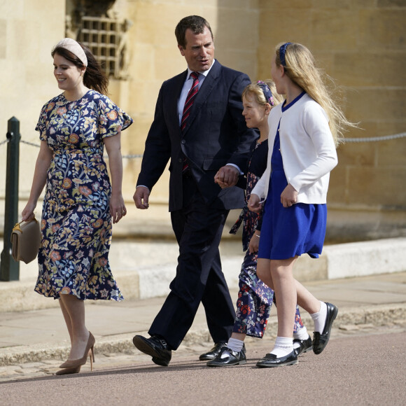 La princesse Eugenie, Peter Philips et ses filles Isla et Savannah à la messe de Pâques à la chapelle Saint George du château de Windsor / Photo : Andrew Matthews/PA Wire/ABACAPRESS.COM