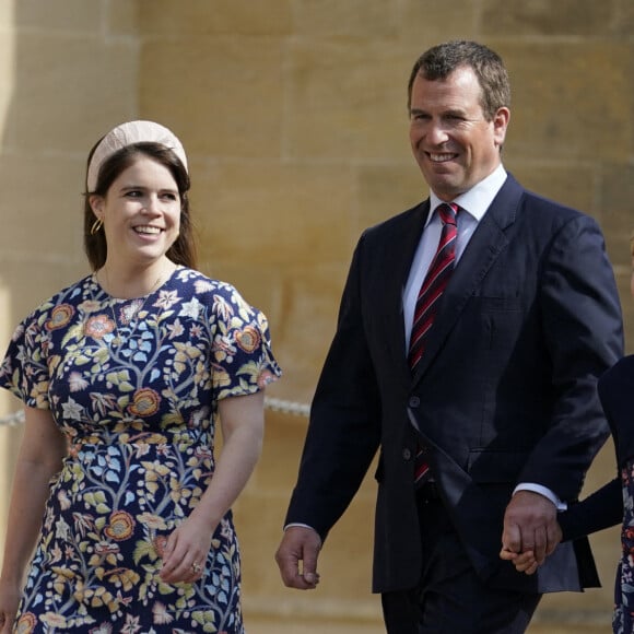 La princesse Eugenie, Peter Philips et ses filles Isla et Savannah à la messe de Pâques à la chapelle Saint George du château de Windsor / Photo : Andrew Matthews/PA Wire/ABACAPRESS.COM