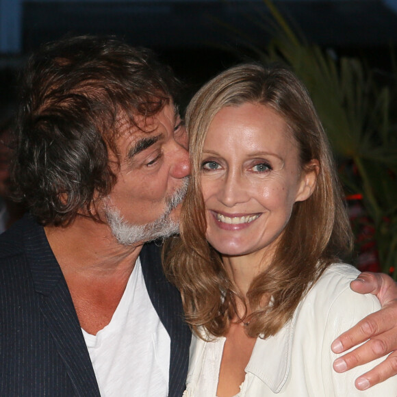 Olivier Marchal et sa femme Catherine - Arrivées de la cérémonie de clôture du 17ème festival de fiction TV de La Rochelle à l'Espace Encan à La Rochelle le 12 septembre 2015.