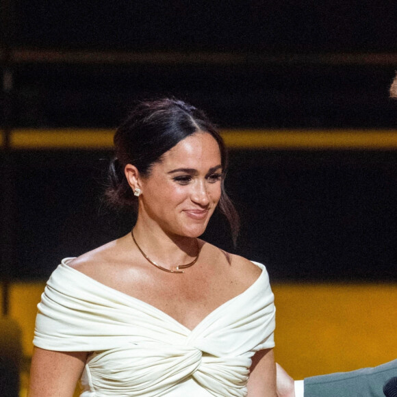 Le prince Harry et Meghan Markle lors de la cérémonie d'ouverture des Invictus Games 2020 à La Haye, le 16 avril 2022.