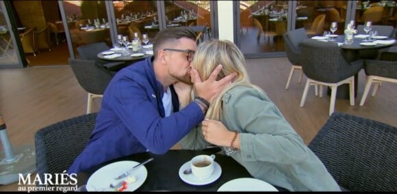 Alicia et Bruno lors de leur lune de miel au Portugal, épisode de "Mariés au premier regard 2022" du 25 avril, sur M6