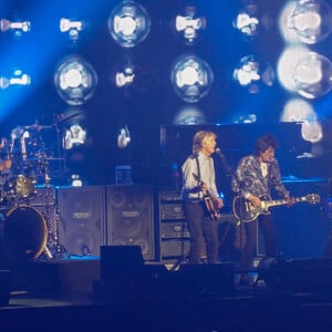 Paul McCartney a invité Ronnie Wood et Ringo Starr sur scène pour la chanson "Get Back" lors de son concert à l'Arena O2 à Londres 