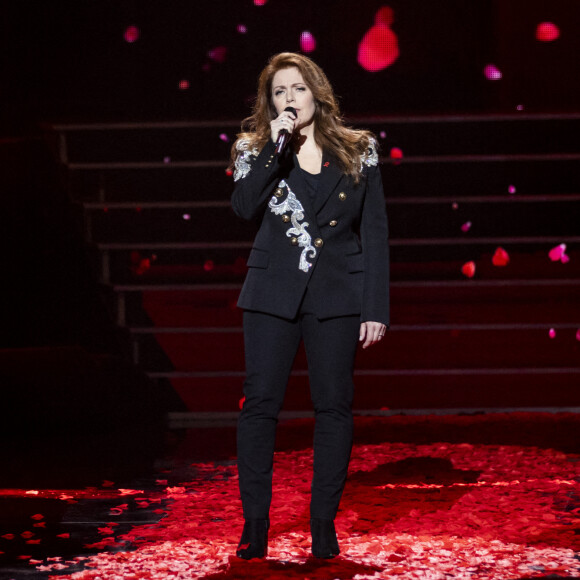 Exclusif - Isabelle Boulay - Enregistrement de l'émission "Les stars chantent pour le Sidaction - 40 ans de chansons de Céline Dion" au Palais des Sports à Paris. Le 16 mars 2022 © Cyril Moreau-Coadic Guirec / Bestimage