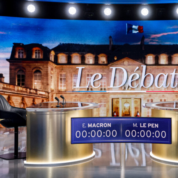 Débat télévisé entre les deux candidats en finale de l'élection présidentielle 2022 Emmanuel Macron pour LREM et Marine Le Pen pour le RN le 20 avril 2022