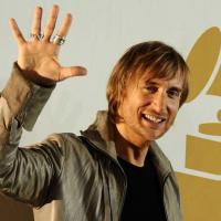 David Guetta : Découvrez son nouveau clip très hot avec Kid Cudi !