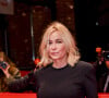 Emmanuelle Béart à la première du film "Les passagers de la nuit" lors de la 72ème édition du festival international du film de Berlin (La Berlinale 2022), le 13 février 2022. 