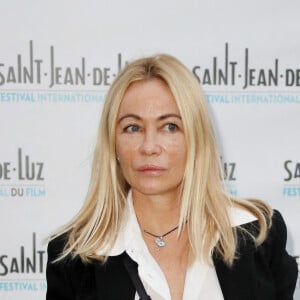 Exclusif - Emmanuelle Béart lors du photocall du film "L'étreinte" au 7ème Festival international du film de Saint-Jean-de-Luz le 9 octobre 2020. 