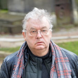 Dominique Besnehard - Arrivées aux obsèques de Anna Karina en la chapelle de l'Est au cimetière du Père Lachaise à Paris. Le 21 décembre 2019 