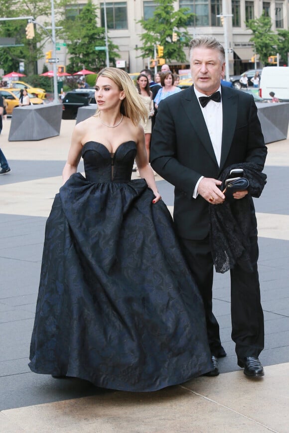 Alec Baldwin et sa femme Hilaria Baldwin à la soirée American Ballet Theatre au Metropolitan Opera House à New York.