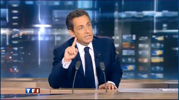Quand Nicolas Sarkozy s'en prend aux femmes... Il a recadré Laurence Ferrari et viré une bonne soeur !