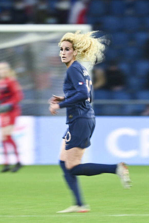 Kheira Hamraoui (France) - Tournoi de France "France - Finlande (5-0)" au stade Océane, le 16 février 2022. 