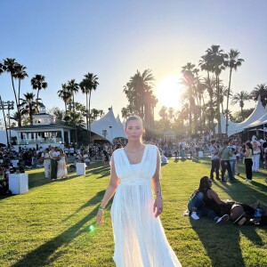 Camille Cerf en robe transparente pour le premier jour du Festival de Coachella, le 15 avril 2022.