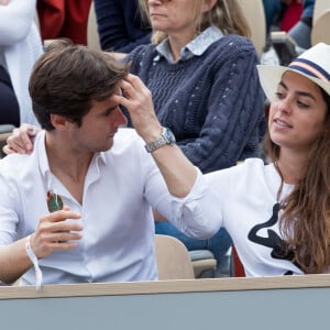 Anouchka Delon et son compagnon Julien Dereims - Célébrités dans les tribunes des internationaux de France de tennis de Roland Garros à Paris, France, le 8 juin 2019. © Jacovides / Moreau/Bestimage 