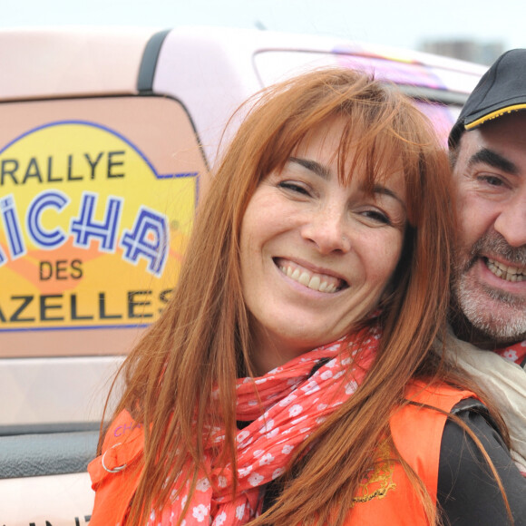 Bruno Solo et sa femme Veronique Clochepin - Presentation du Rallye Aïcha des Gazelles du Maroc 2013 sur la place du Trocadero a Paris le 16 mars 2013. 