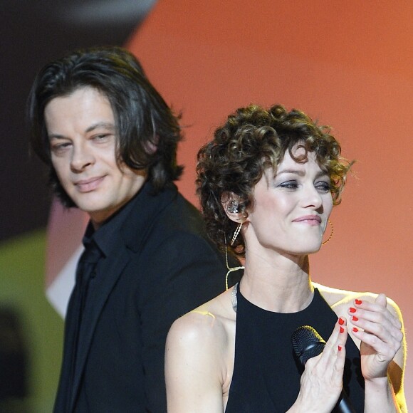 Vanessa Paradis (Artiste interprète féminine) et Benjamin Biolay - 29ème édition des Victoires de la Musique à Paris. Le 14 février 2014