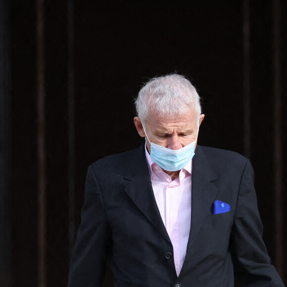 Patrick Poivre d'Arvor (PPDA) - Sorties de la messe anniversaire à la mémoire de Pierre Cardin en l'église de La Madeleine à Paris. Le 29 janvier 2021