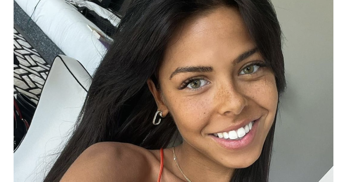 Alya, la fille de Karine Le Marchand sur Instagram. Purepeople Alya, la fille de Karine Le Marchand sur Instagram. Purepeople