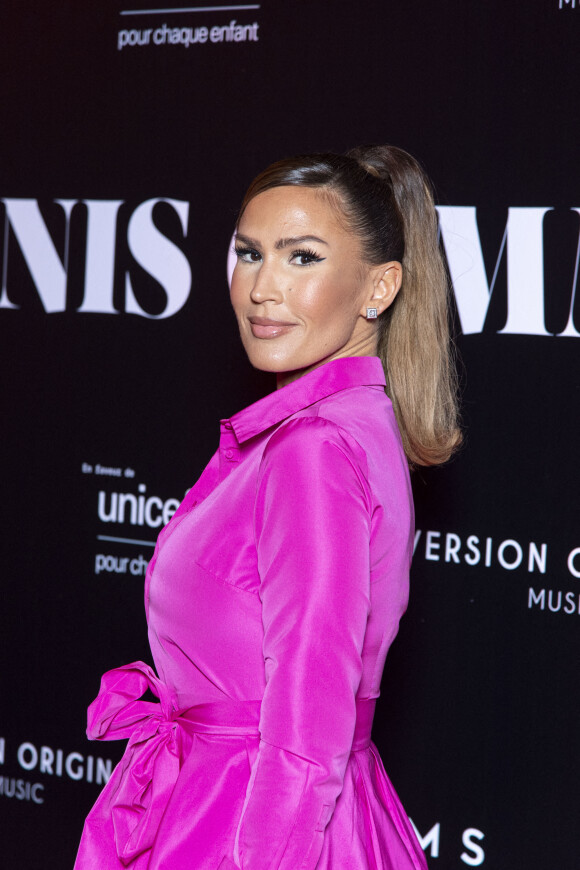 Vitaa au photocall de la soirée "Unis comme jamais" au profit de l'Unicef, au pavillon Cambon à Paris. Le 8 novembre 2021. © Pierre Perusseau / Bestimage