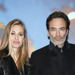 Exclusif - Anthony Delon et sa compagne Sveva Alviti - Avant-première du film "Entre les vagues" au cinéma MK2 Quai de Seine à Paris le 15 mars 2022. © Christophe Aubert via Bestimage