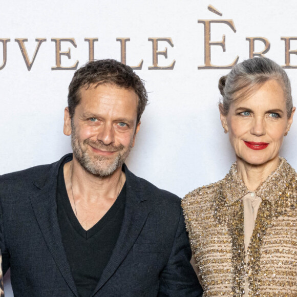 Nathalie Baye, Jonathan Zaccaï, Elisabeth McGovern et Laura Carmichael lors de l'avant première de Downton Abbey 2 : Une nouvelle ère au cinéma Gaumont Champs-Élysées Marignan à Paris le 19 avril 2022 © Olivier Borde / Bestimage 