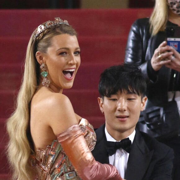 Blake Lively - Tapis rouge du Met Gala au Metropolitan Museum of Art de New York. Le 2 mai 2022.