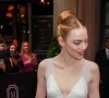 Emma Stone se rend au MET Gala à New York, le 2 mai 2022. 