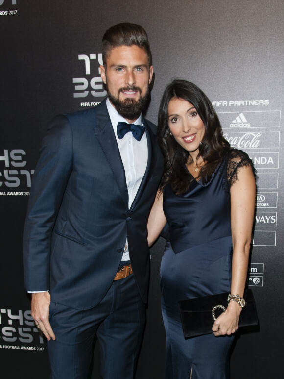 Olivier Giroud (plus beau but de l'année) et sa femme Jennifer - The Best FIFA Football Awards 2017 au London Palladium à Londres, le 23 octobre 2017. © Pierre Perusseau/Bestimage