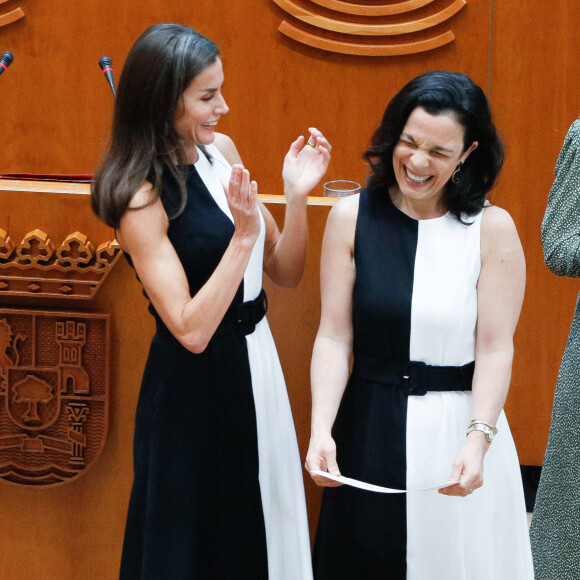 La reine Letizia d'Espagne lors de la remise des Prix Queen Letizia 2021 à l'Assemblée d'Estrémadure à Mérida, le 4 mai 2022.