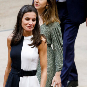 La reine Letizia d'Espagne lors de la remise des Prix Queen Letizia 2021 à l'Assemblée d'Estrémadure à Mérida, le 4 mai 2022.