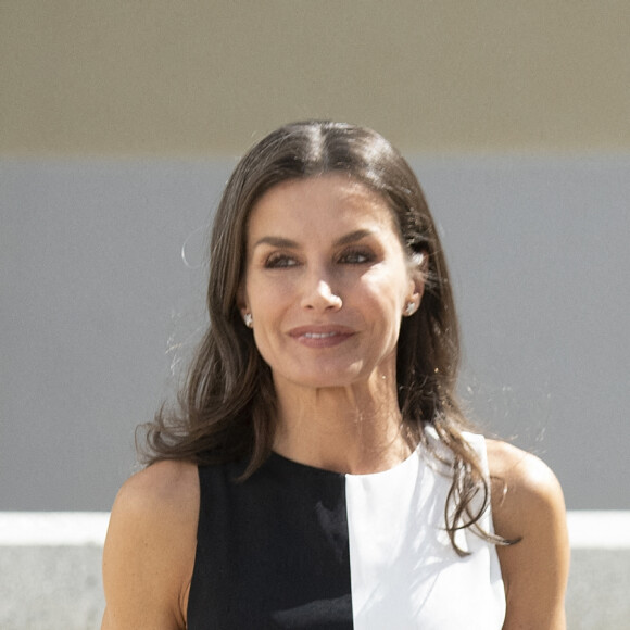 La reine Letizia d'Espagne lors de la remise des Prix Queen Letizia 2021 à l'Assemblée d'Estrémadure à Mérida, le 4 mai 2022.