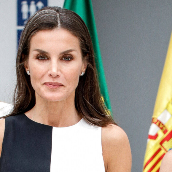 La reine Letizia d'Espagne lors de la remise des Prix Queen Letizia 2021 à l'Assemblée d'Estrémadure à Mérida, le 4 mai 2022.