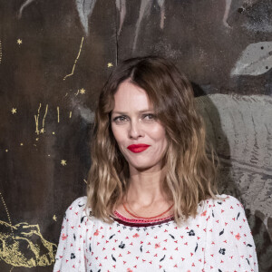 Vanessa Paradis lors du photocall du défilé Chanel Métiers d'Art 2019 / 2020 au Grand Palais à Paris le 4 décembre 2019 © Olivier Borde / Bestimage 