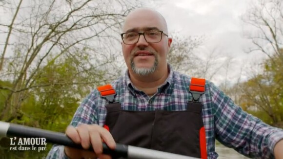 Franck lors du tournage de "L'amour est dans le pré 2021", le 8 février, sur M6