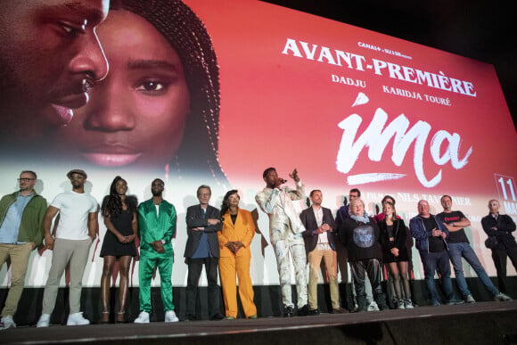 Dadju et toute l'équipe du film - Avant-première du film "Ima" au cinéma Gaumont Champs-Élysées à Paris le 5 mai 2022. © Cyril Moreau/Bestimage