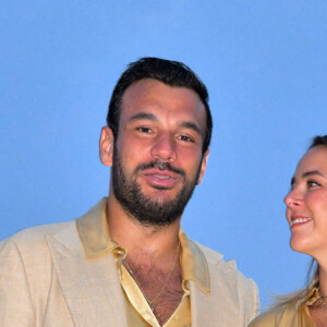 Maxime Giaccardi et Pauline Ducruet durant la traditionnelle soirée d'été de Fight Aids Monaco au Sporting Club de Monaco, le 24 juillet 2021. Cette année, les artistes de "The Show - A tribute to ABBA" ont répondu présents pour se produire sur la scène de la Salle des Etoiles, au profit de l'association Fight Aids Monaco, fondée en 2004 par la princesse Stéphanie de Monaco. Une soirée qui permet de récolter des fonds pour venir en aide aux malades du SIDA. Monaco, le 24 juillet 2021. © Bruno Bebert/Bestimage