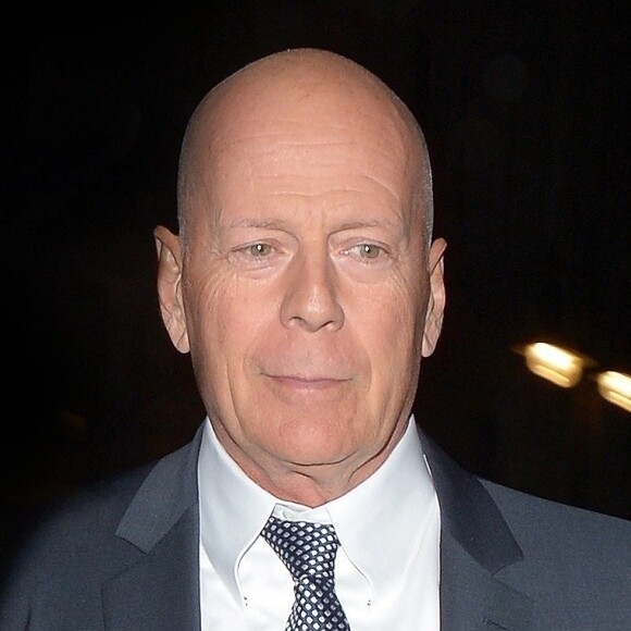 Bruce Willis à la sortie de la première de "Glass" à Londres, le 9 janvier 2019. 