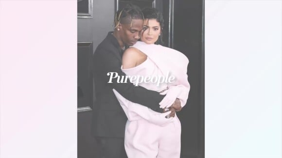 Kylie Jenner dans les bras de Travis Scott : Plage et couché de soleil pour célébrer leur amour