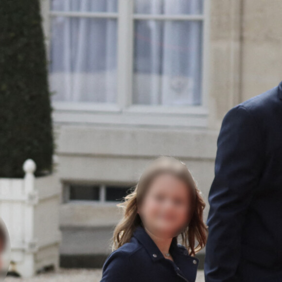 Tiphaine Auzière et son compagnon Antoine et leurs enfants - Arrivées des personnalités à la cérémonie d'investiture du Président de la République Emmanuel Macron à Paris le 7 mai 2022