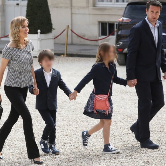Tiphaine Auzière et son compagnon Antoine et leurs enfants - Arrivées des personnalités à la cérémonie d'investiture du Président de la République Emmanuel Macron à Paris le 7 mai 2022