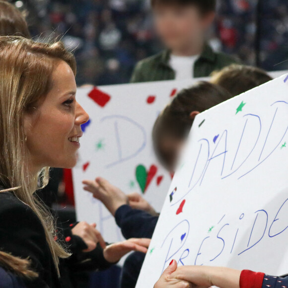 Exclusif - Tiphaine Auzière et sa fille Elise assistent au premier grand meeting du président de la République française et candidat du parti centriste La République en marche (LREM) à la réélection, Emmanuel Macron à la Défense Arena de Nanterre, France, le 2 avril 2022