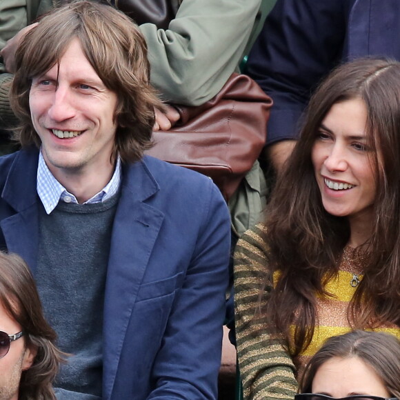 Olivia Ruiz et son compagnon Nicolas Preschey - Jour 9 - People aux Internationaux de France de tennis a Roland-Garros le 3 juin 2013. 